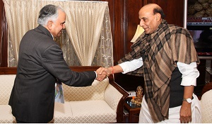 The Governor of Arunachal Pradesh Lt. Gen (Retd) Nirbhay Sharma with the Union Home Minister Shri Rajnath Singh in New Delhi on 14th January 2015